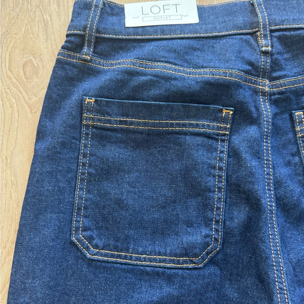 Loft Outlet Pintucked High Rise Wide Leg Crop Jeans in Dark Wash NWT 8 - Picture 8 of 13